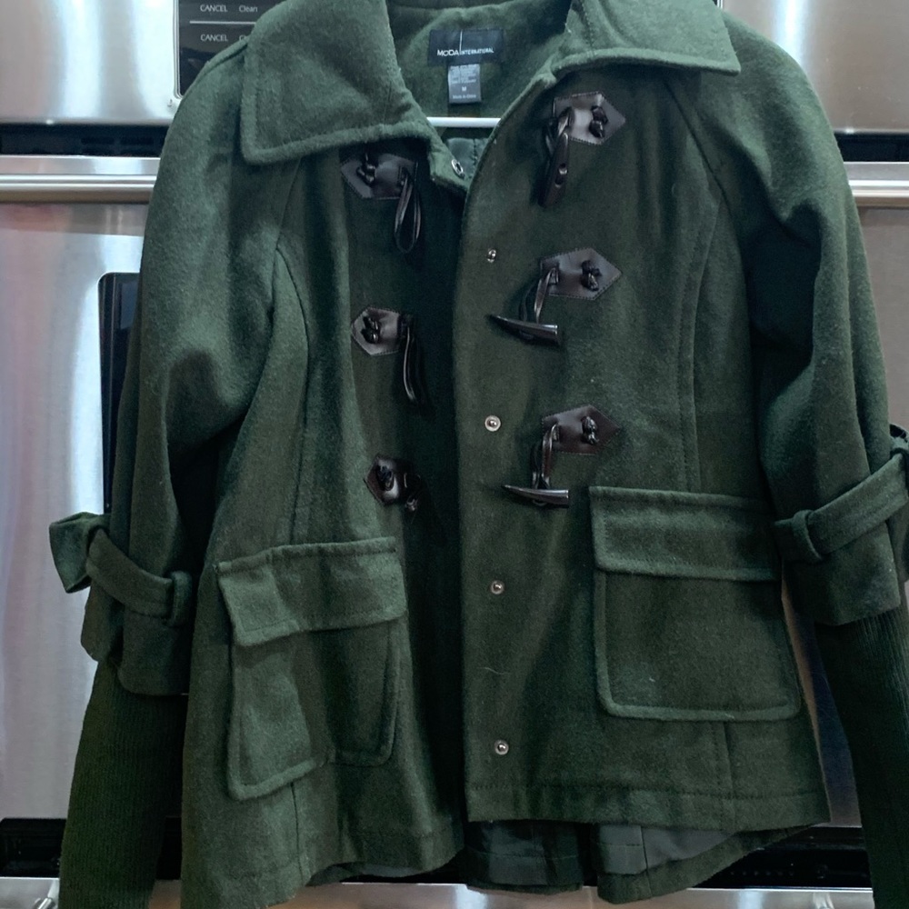 Short pea coat
